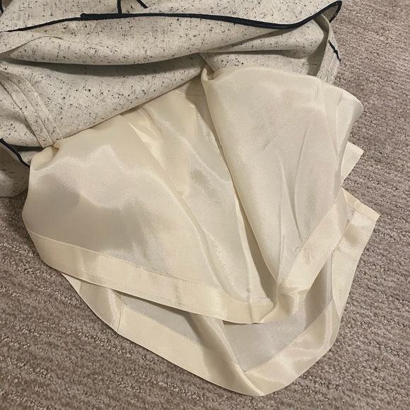 host pick! Per Se black and cream skirt - Picture 7 of 9